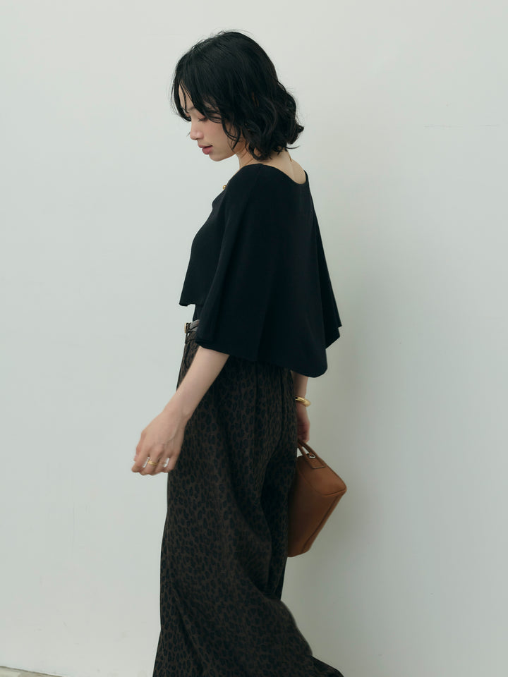 ケープデザインニット