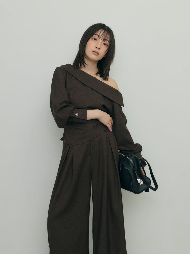 アシンメトリーショルダートップス×タックワイドパンツセット