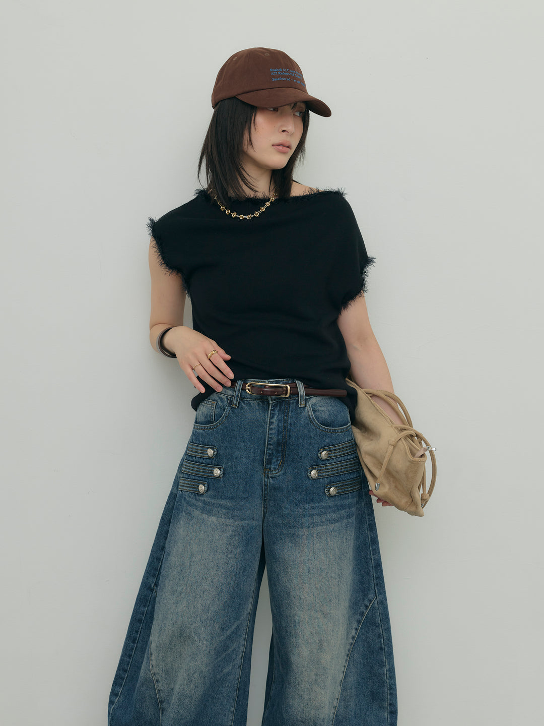 ナポレオンカーブデニムパンツ